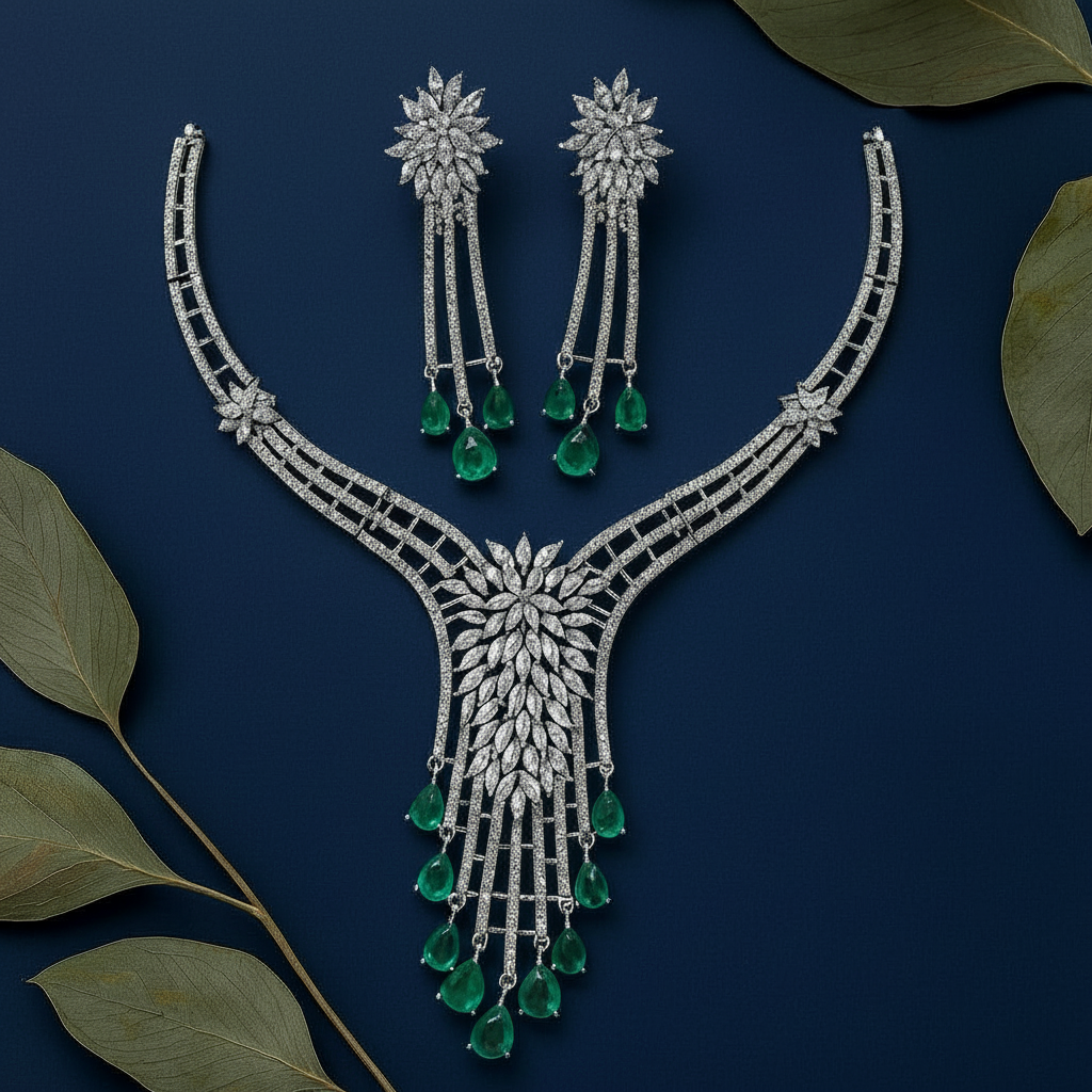 Queen’s Emerald Necklace Set