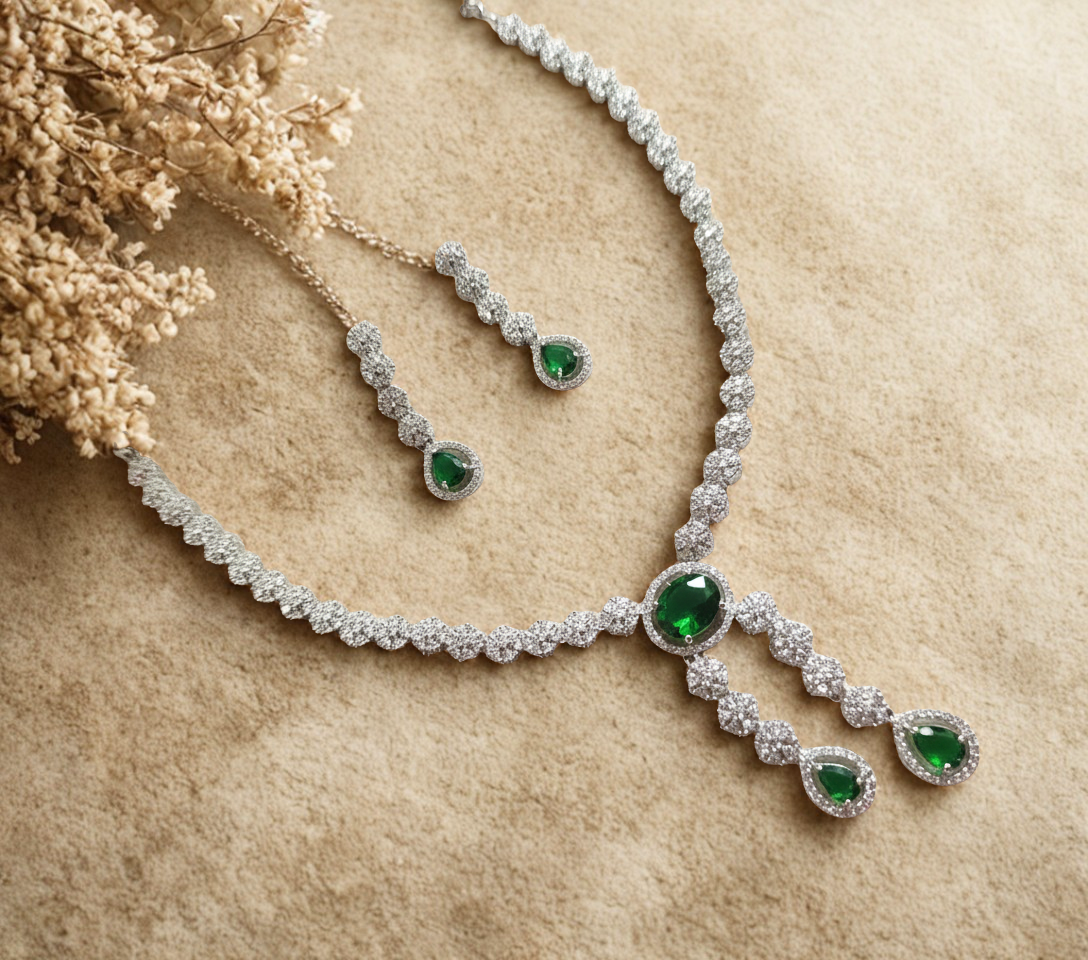 Emerald Halo Elegance Necklace Set
