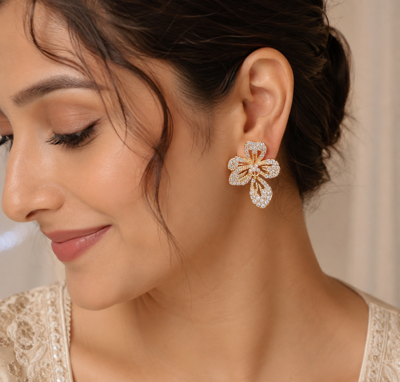 Korean light luxury diamond earrings