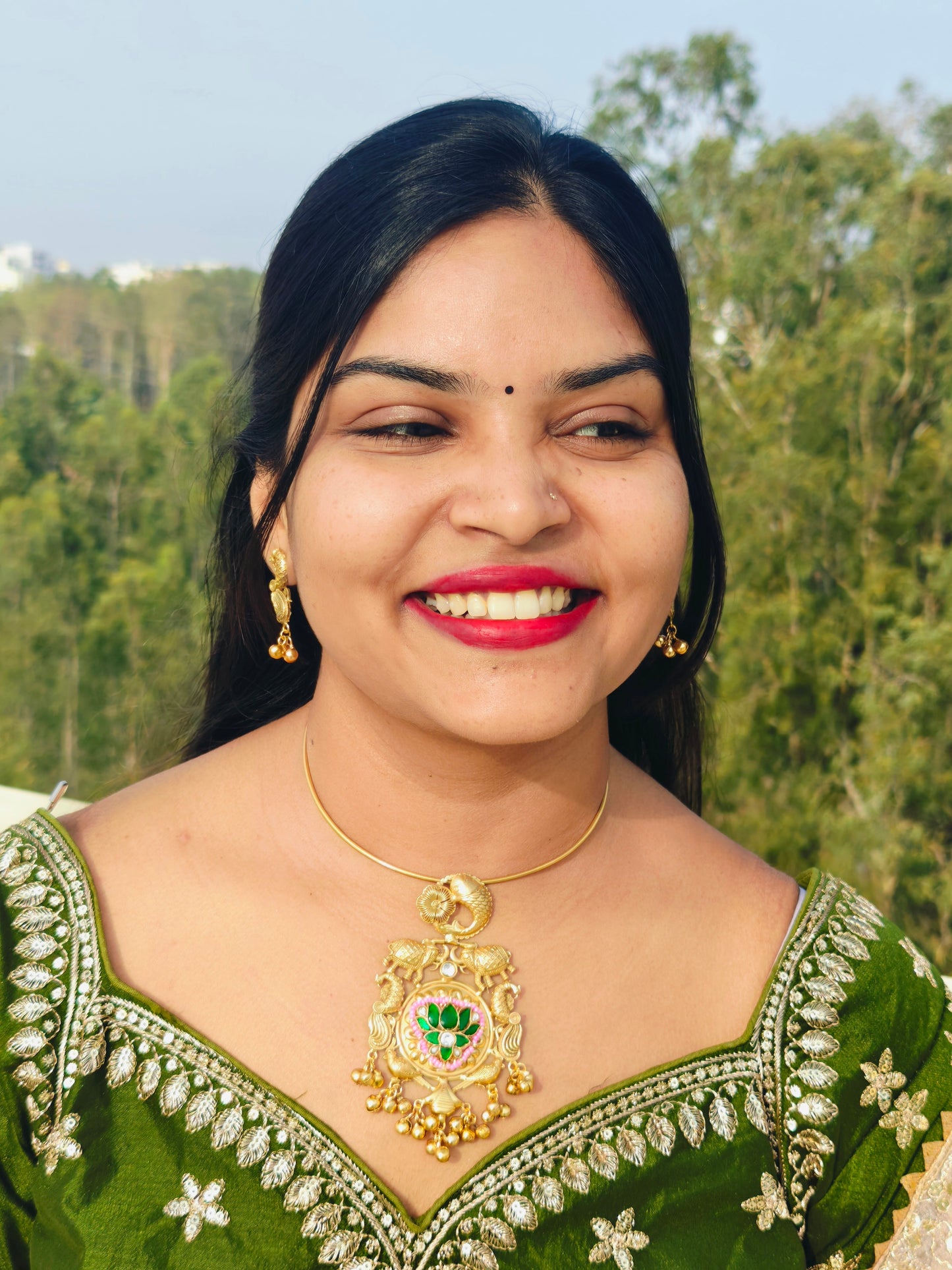 Peacock Lotus Hasli Necklace Set