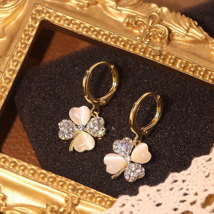 Four leaf flower earrings