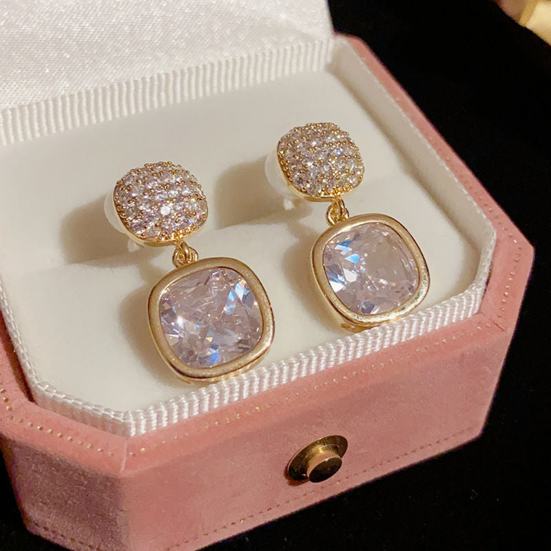 Majestic Glimmer Drop Earrings